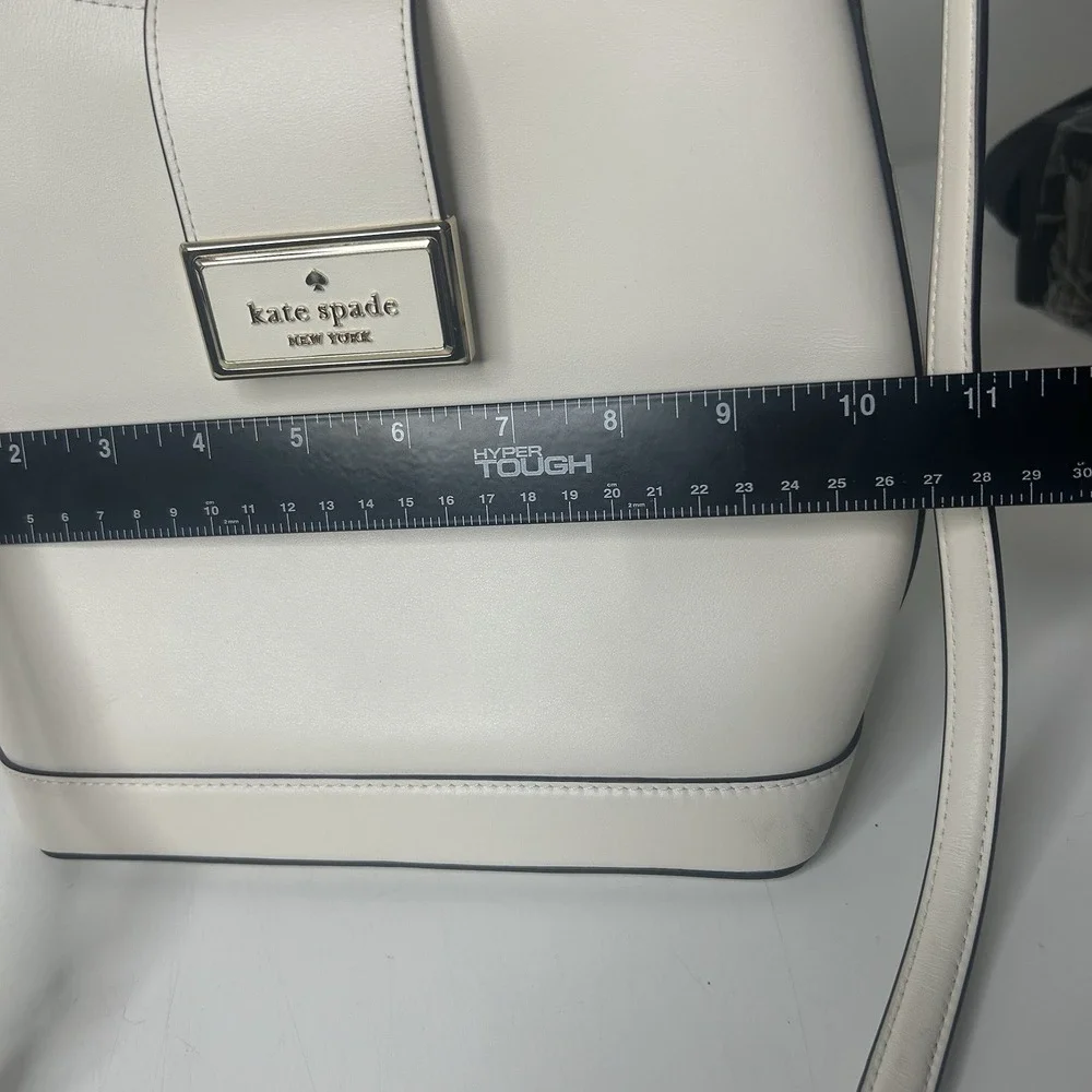 Kate Spade Reegan Bucket Bag Smooth Leather Meringue White